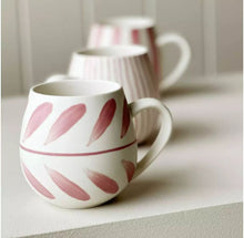 Load image into Gallery viewer, Robert Gordon Rose Hug Mugs
