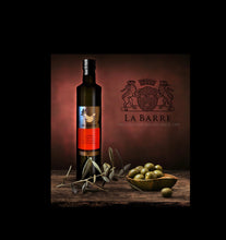 Load image into Gallery viewer, La Barre Chilli &amp; Garlic Infused Olive Oil 500ml
